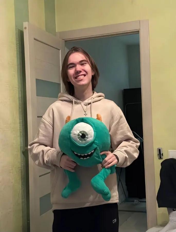 FPX官方：打野选手Clid断开连接