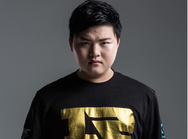 BLAST Major Austin 2025 对 NAVI 来说正面临威胁：Valve 更新了队伍排名